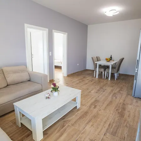 Apartament Lauc